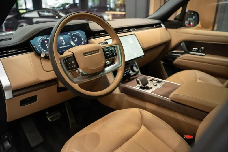 Land Rover Range Rover din 2023 cu 27.354 km - oferta LAN125866 - foto 6