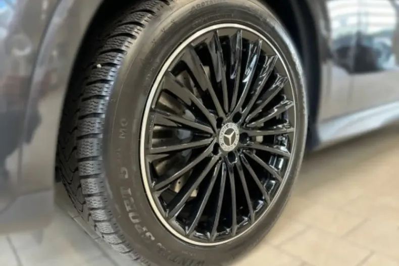 Mercedes-Benz GLC 200 din 2023 cu 8.187 km - oferta MER125868 - foto 5