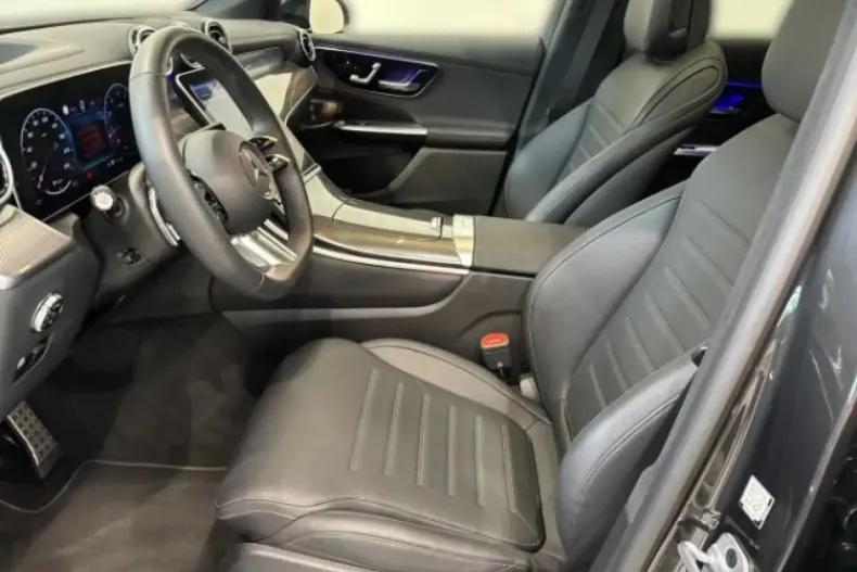 Mercedes-Benz GLC 200 din 2023 cu 8.187 km - oferta MER125868 - foto 8