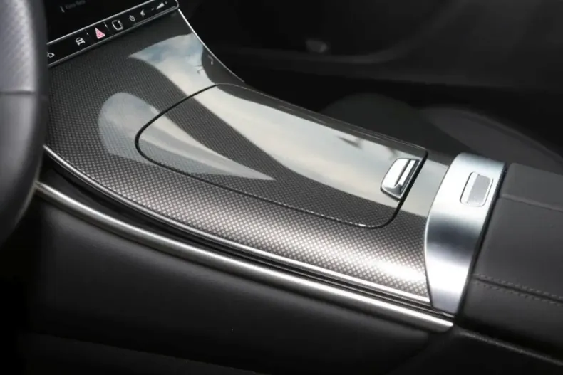 Mercedes-Benz GLC 200 din 2023 cu 8.150 km - oferta MER125869 - foto 18