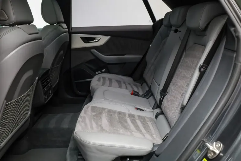 Audi Q8 din 2020 cu 88.600 km - oferta AUD125870 - foto 13