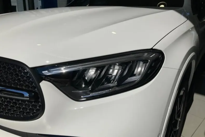 Mercedes-Benz GLC 220 din 2023 cu 13.397 km - oferta MER125871 - foto 17