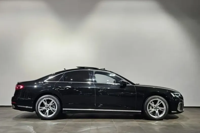 Audi A8 din 2023 cu 27.610 km - oferta AUD125877 - foto 5