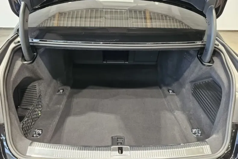 Audi A8 din 2023 cu 27.610 km - oferta AUD125877 - foto 23