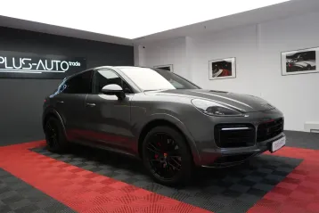 Porsche Cayenne din 2022 - oferta POR125879