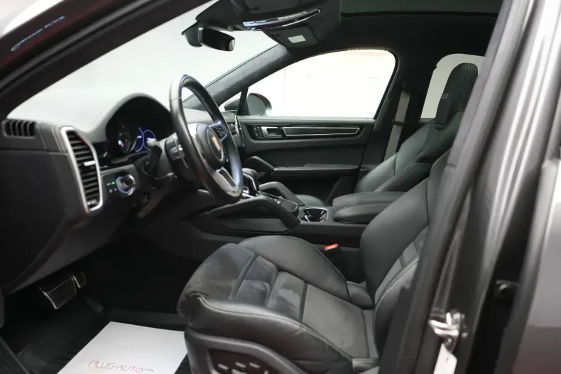 Porsche Cayenne din 2022 cu 52.690 km - oferta POR125879 - foto 13