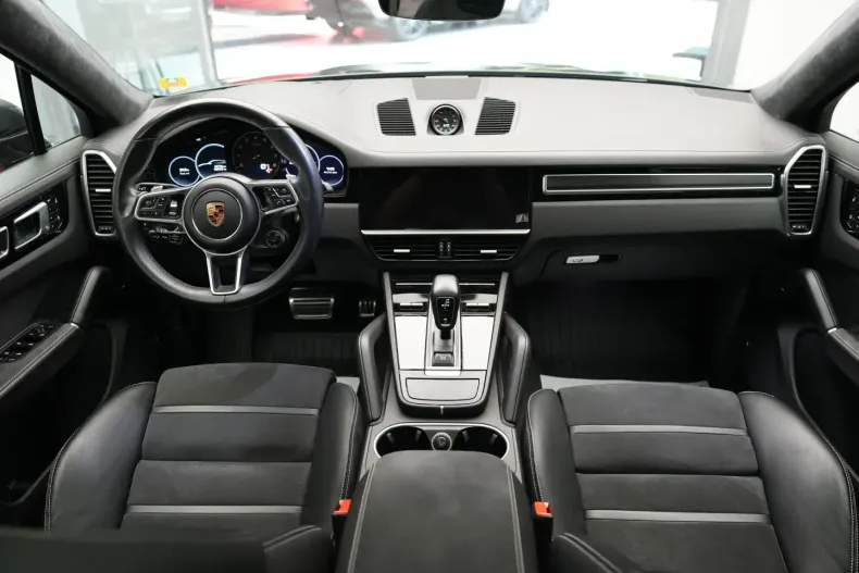 Porsche Cayenne din 2022 cu 52.690 km - oferta POR125879 - foto 16