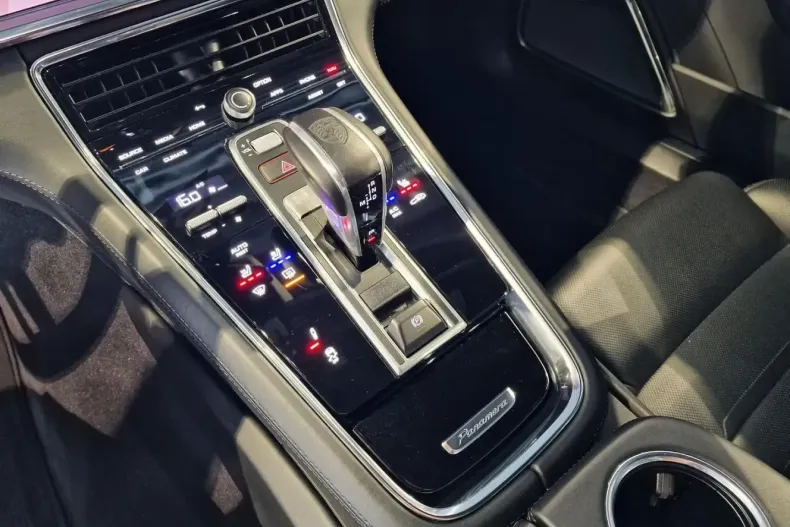 Porsche Panamera din 2021 cu 63.644 km - oferta POR125881 - foto 22