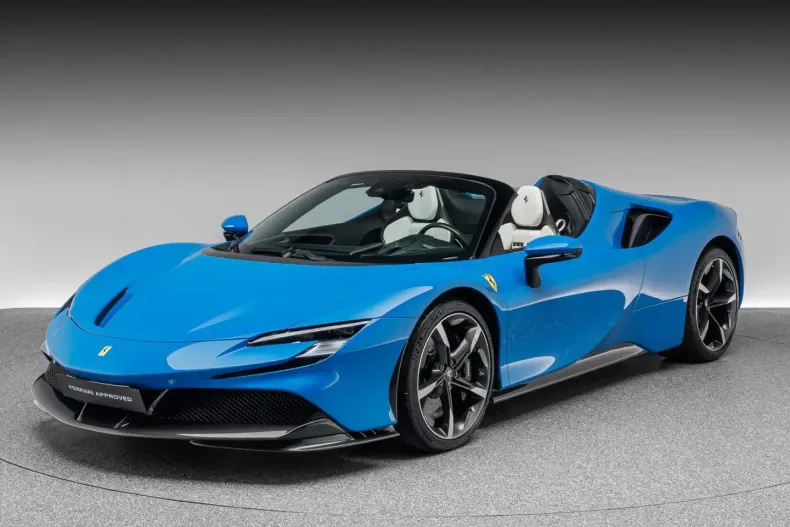 Ferrari SF90 din 2023 cu 3.900 km - oferta FER125884 - foto 9