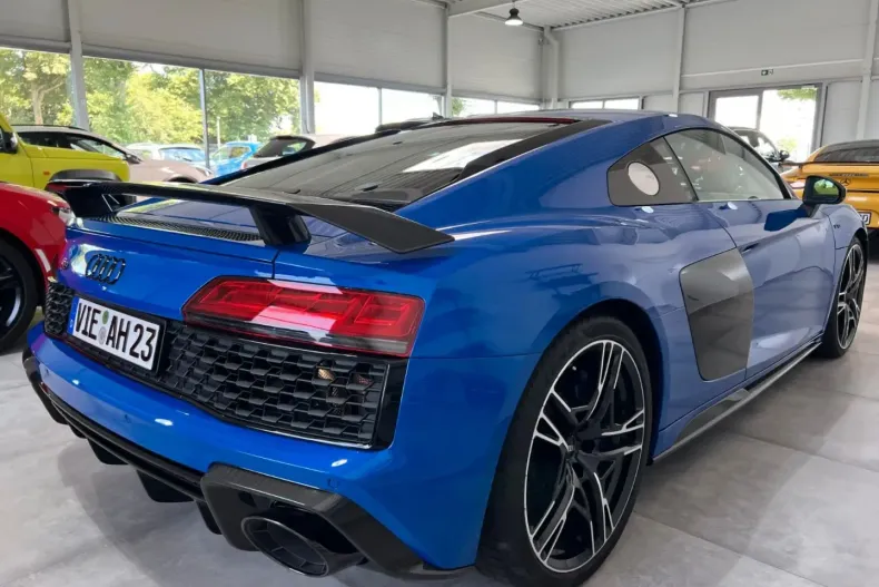 Audi R8 din 2021 cu 2.938 km - oferta AUD125885 - foto 4