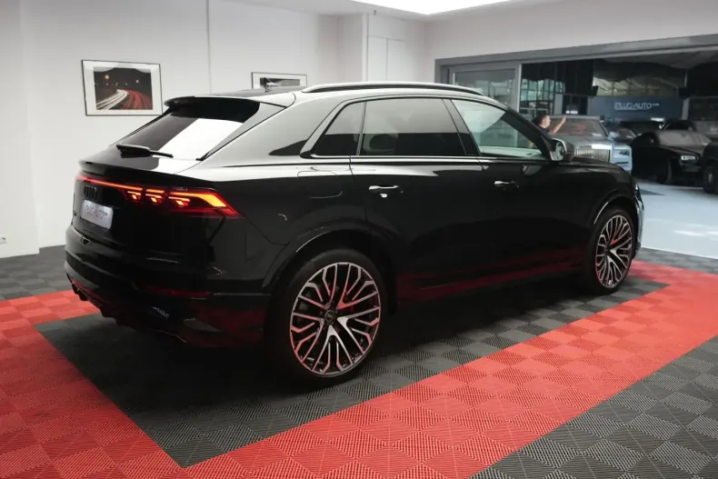 Audi Q8 din 2024 cu 5.500 km - oferta AUD125887 - foto 8