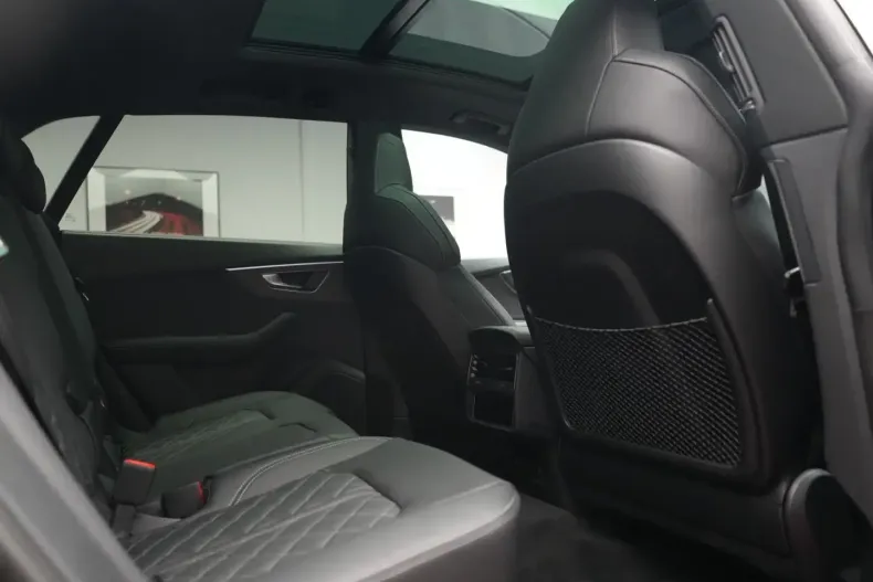 Audi Q8 din 2024 cu 5.500 km - oferta AUD125887 - foto 17