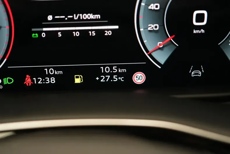 Audi Q8 din 2024 cu 5.500 km - oferta AUD125887 - foto 26