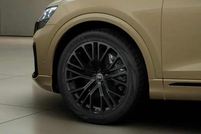 Audi Q8 din 2023 cu 15.963 km - oferta AUD125894 - foto 4