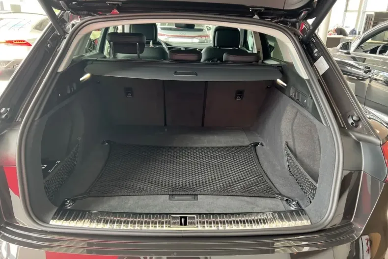 Audi Q8 e-tron din 2023 cu 41.000 km - oferta AUD125895 - foto 12