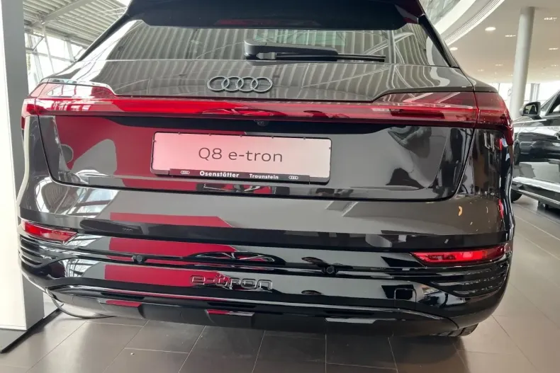 Audi Q8 e-tron din 2023 cu 41.000 km - oferta AUD125895 - foto 13
