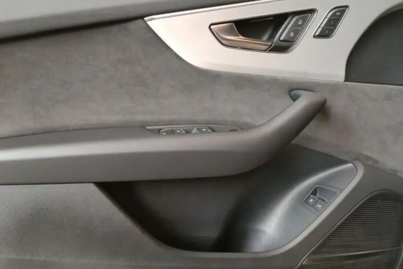 Audi Q8 din 2021 cu 55.133 km - oferta AUD125898 - foto 16