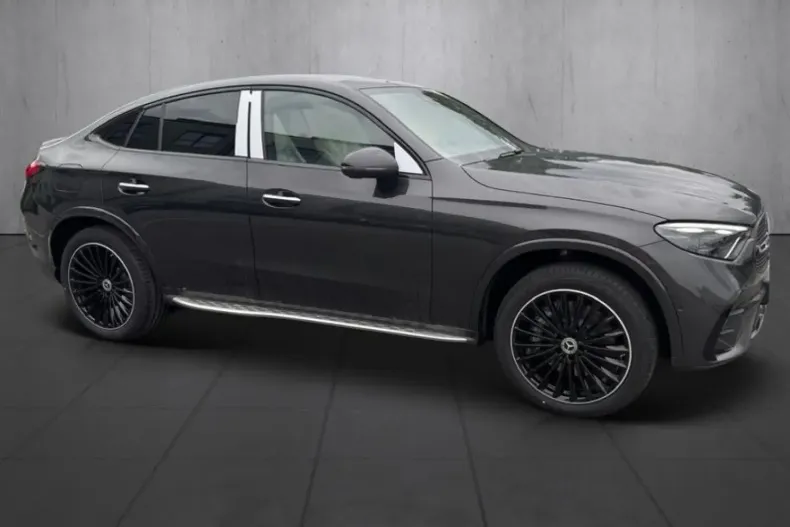 Mercedes-Benz GLC 300 din 2024 cu 100 km - oferta MER125899 - foto 1