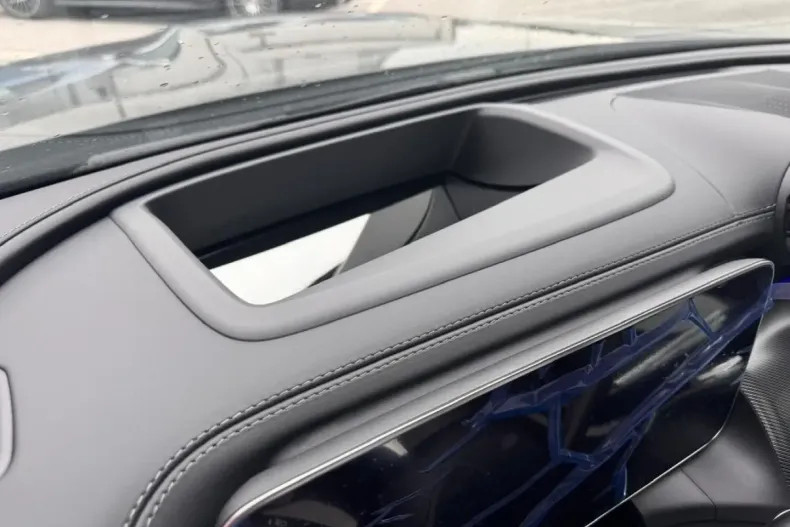 Mercedes-Benz GLC 300 din 2024 cu 100 km - oferta MER125899 - foto 13