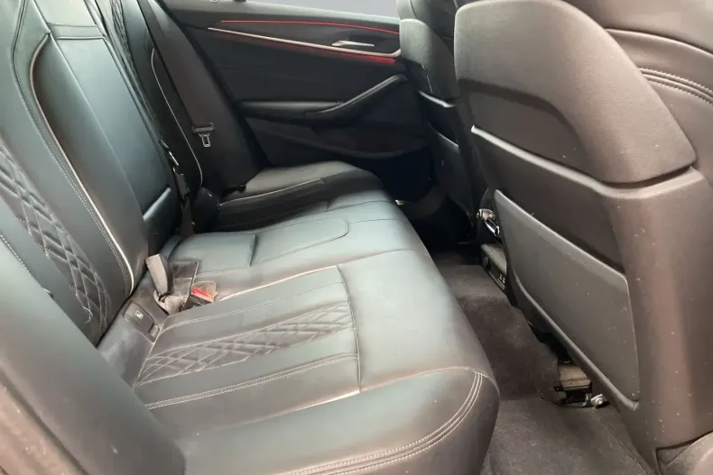 BMW 520 din 2021 cu 54.000 km - oferta BMW125900 - foto 12