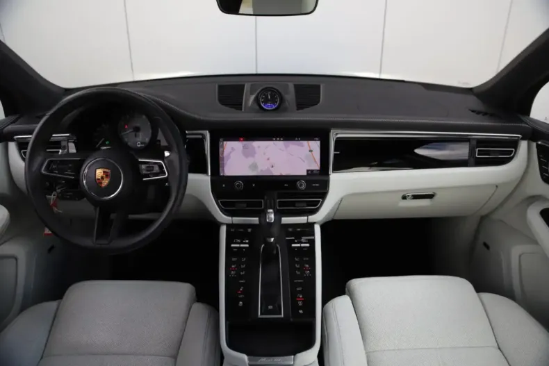 Porsche Macan din 2022 cu 26.300 km - oferta POR125901 - foto 10