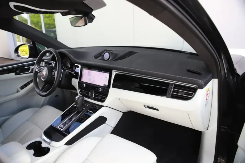 Porsche Macan din 2022 cu 26.300 km - oferta POR125901 - foto 14