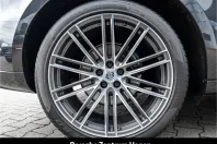 Porsche Macan din 2023 cu 22.900 km - oferta POR125902 - foto 8