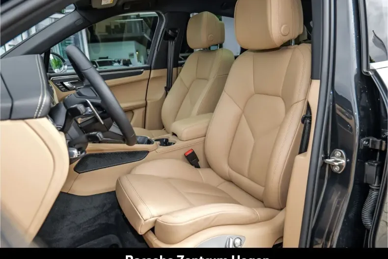 Porsche Macan din 2023 cu 22.900 km - oferta POR125902 - foto 14