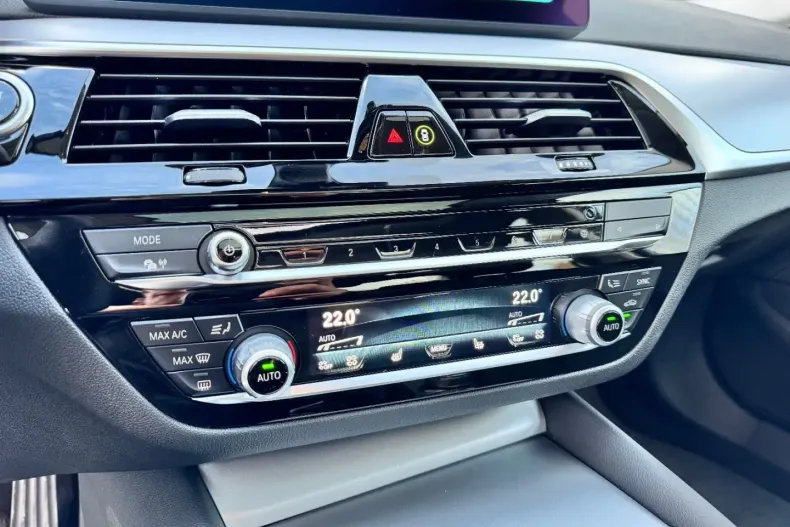 BMW 520 din 2022 cu 11.200 km - oferta BMW125904 - foto 14