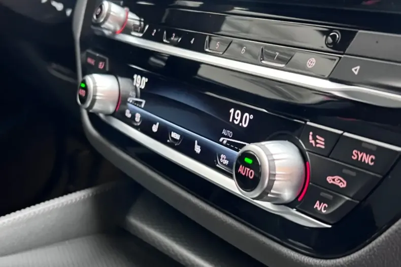 BMW 520 din 2022 cu 56.800 km - oferta BMW125906 - foto 14