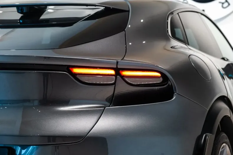 Ferrari Purosangue din 2024 cu 50 km - oferta FER125908 - foto 8