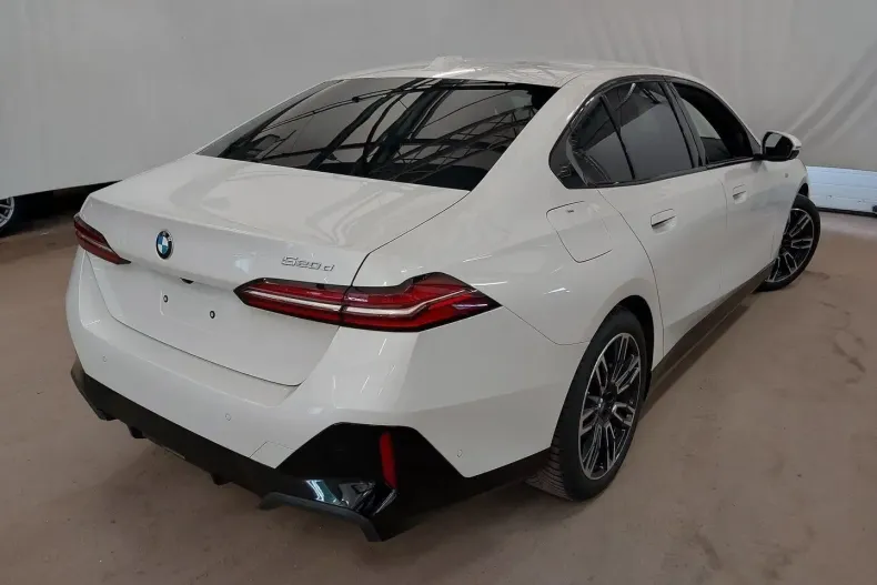 BMW 520 din 2023 cu 28.263 km - oferta BMW125911 - foto 4