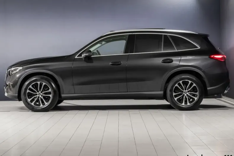 Mercedes-Benz GLC 200 din 2022 cu 11.871 km - oferta MER125914 - foto 5