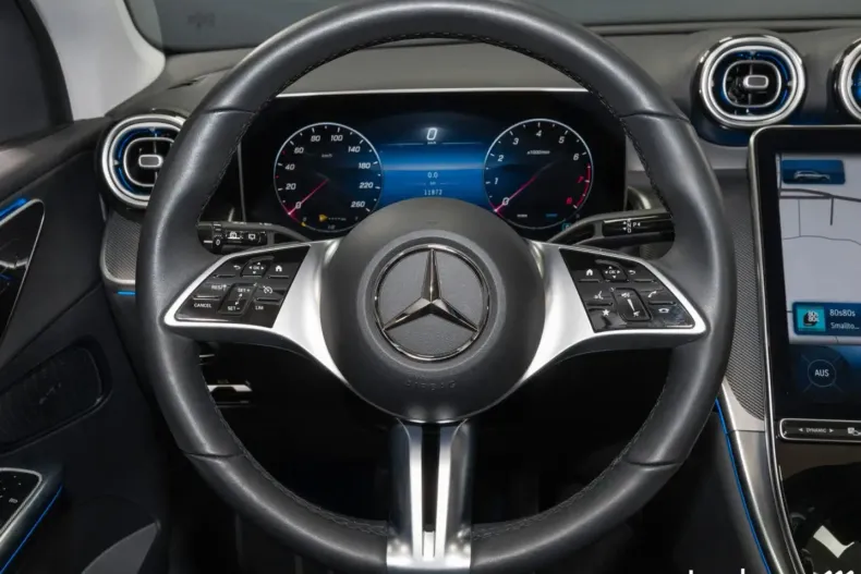 Mercedes-Benz GLC 200 din 2022 cu 11.871 km - oferta MER125914 - foto 9