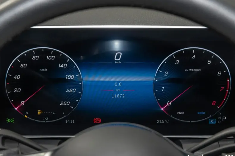 Mercedes-Benz GLC 200 din 2022 cu 11.871 km - oferta MER125914 - foto 10