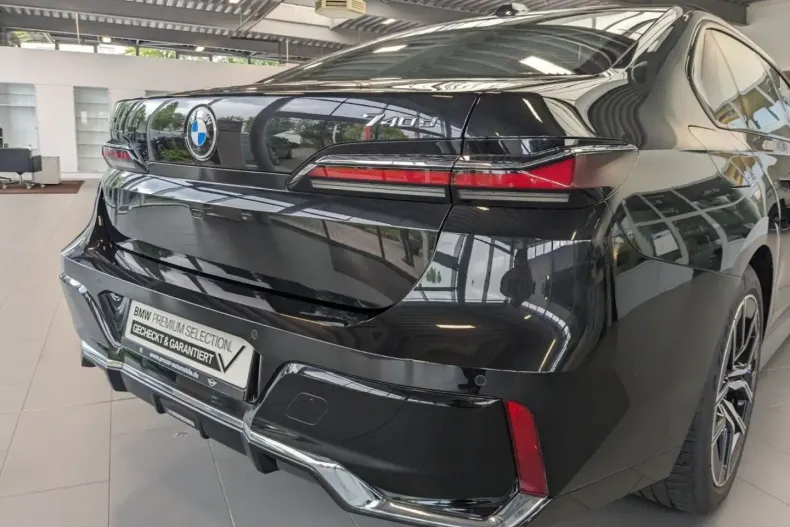 BMW 740 din 2023 cu 26.446 km - oferta BMW125917 - foto 5