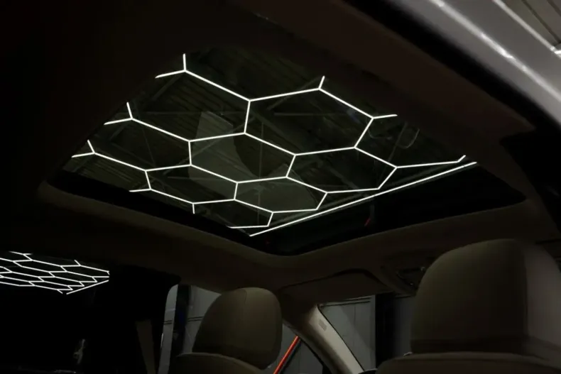 Mercedes-Benz GLE 400 din 2023 cu 9.800 km - oferta MER125918 - foto 10