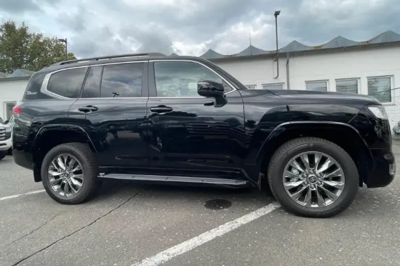 Toyota Land Cruiser din 2024 cu 10 km - oferta TOY125919 - foto 7