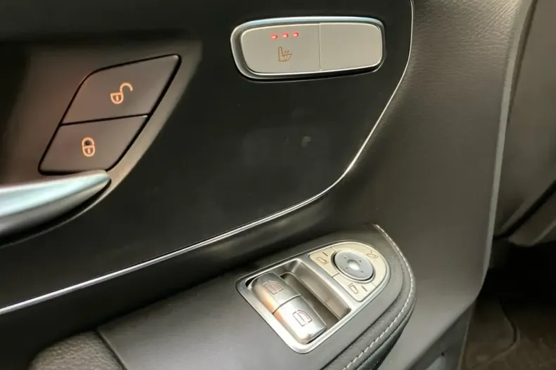 Mercedes-Benz EQV din 2023 cu 13.500 km - oferta MER125921 - foto 13