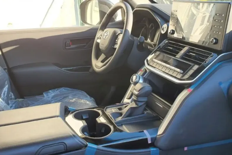 Toyota Land Cruiser din 2023 cu 10 km - oferta TOY125922 - foto 9