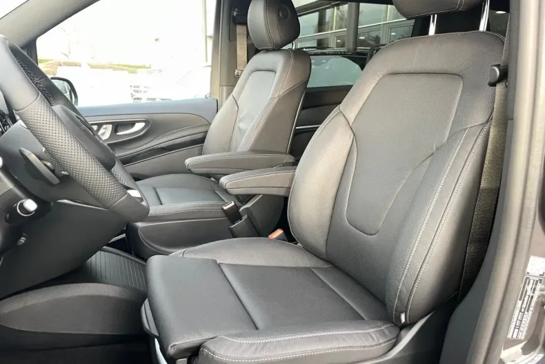 Mercedes-Benz EQV din 2022 cu 19.519 km - oferta MER125923 - foto 9
