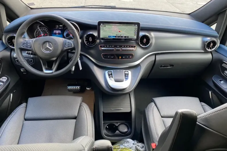 Mercedes-Benz EQV din 2022 cu 14.075 km - oferta MER125924 - foto 11