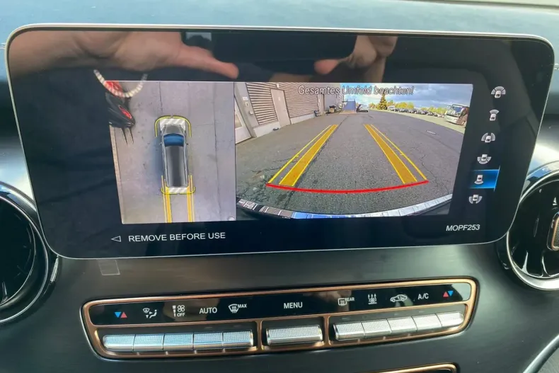 Mercedes-Benz EQV din 2022 cu 14.075 km - oferta MER125924 - foto 16