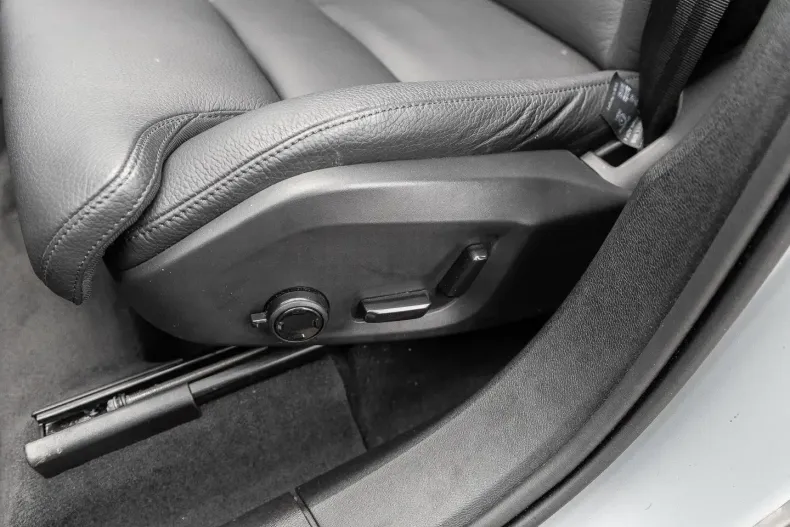 Volvo XC60 din 2023 cu 26.160 km - oferta VOL125925 - foto 14