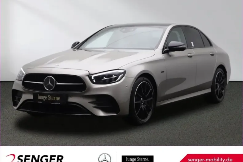 Mercedes-Benz E 220 din 2023 cu 21.000 km - oferta MER125929 - foto 1