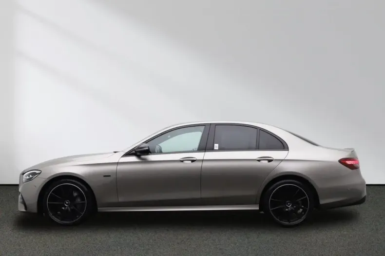 Mercedes-Benz E 220 din 2023 cu 21.000 km - oferta MER125929 - foto 2