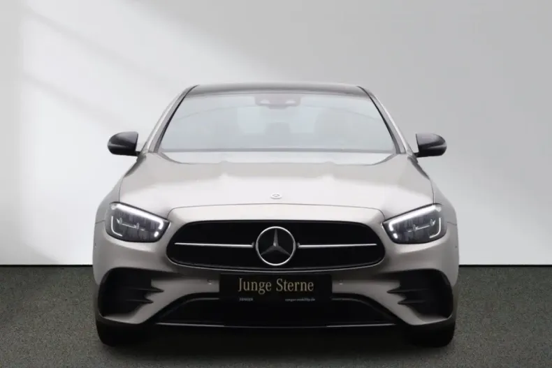 Mercedes-Benz E 220 din 2023 cu 21.000 km - oferta MER125929 - foto 4