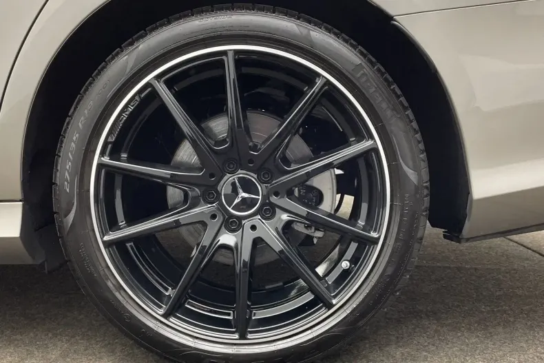 Mercedes-Benz E 220 din 2023 cu 21.000 km - oferta MER125929 - foto 7