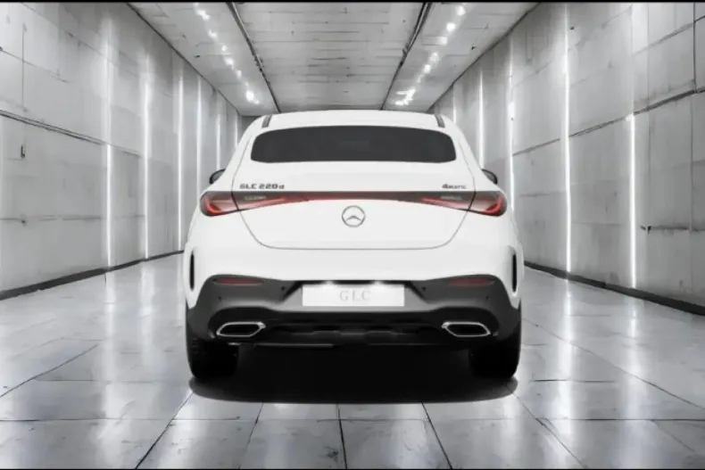 Mercedes-Benz GLC 220 din 2024 cu 9.900 km - oferta MER125930 - foto 5