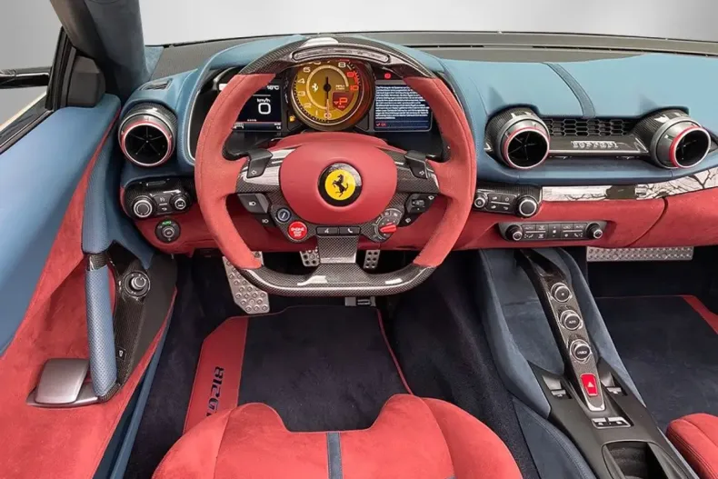 Ferrari 812 din 2022 cu 4.600 km - oferta FER125932 - foto 11